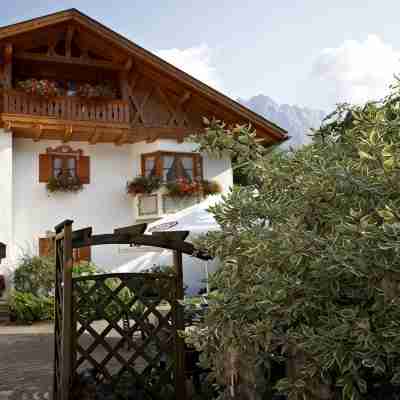 Hotel Alpspitz B&B Hotel Exterior