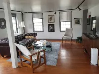 Enjoy a taste of New England in Historic Guilford Ct - WiFi