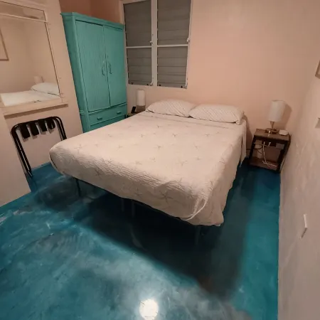 Full Bed/Kitchenette Esperanza w/AC+Wi-Fi Apt. 2