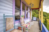 'Astoria Painted Lady' อพาร์ทเมนต์ประวัติศาสตร์พร้อมวิวแม่น้ำ! - 3 ดาว