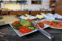 Tagungshaus Regina Pacis - breakfast