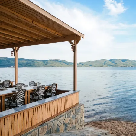 Pino Mar Luxury Bungalows