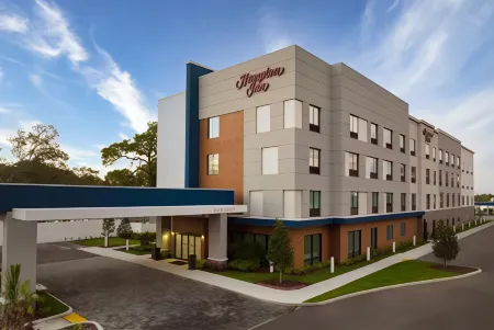 Hampton Inn by Hilton Pinellas Park St. Petersburg Отели в г. Пинелас Парк