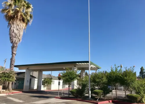 Sunrise Inn Hotels in Turlock