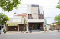 Homestay Griya Kinasih Syariah Pati Mitra RedDoorz Hotels in Pati