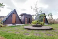Spacio Caliraya Bed & Breakfast Hotels near San Isidro Chapel
