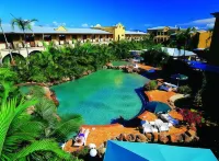 Palm Royale Cairns Hotel di Westcourt