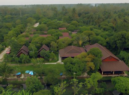 Baansuan Lychee Maeklong Resort Ampawa