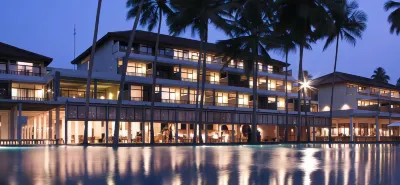 Blue Beach Hotel Hotel in zona Sarvodaya Institute of Higher Learning