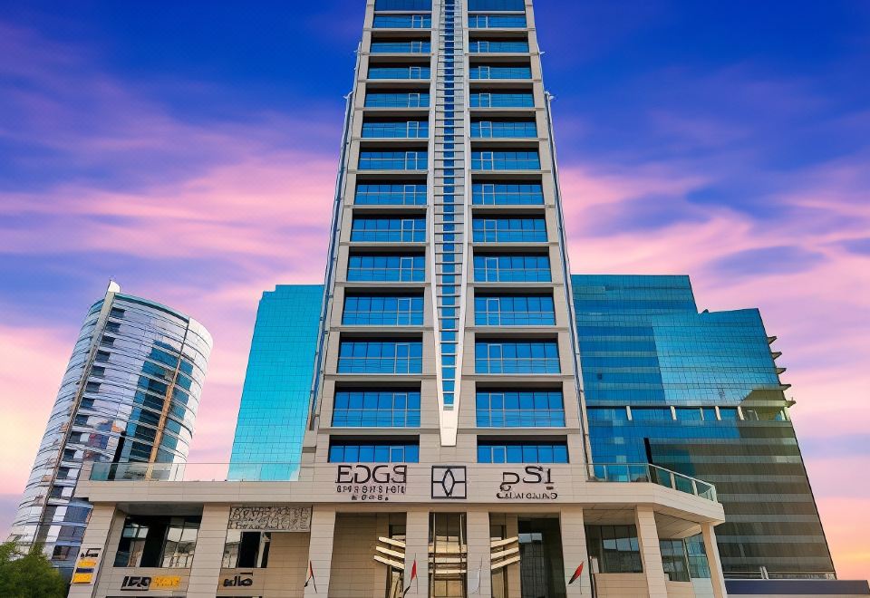 Edge Creekside Hotel,Dubai Updated Prices & Hotel Reviews 2025