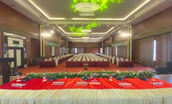 Muong Thanh Grand CUA Lo Hotel