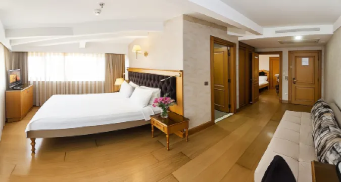 艾普瑞利亞飯店