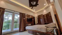 Melody Inn Luxury Home Stay - 4-Star