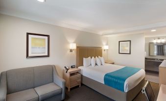 Best Western Woodland Hills Inn