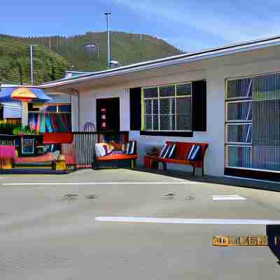 High Street Living Motel Hotel Exterior