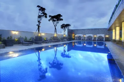 Whiz Prime Hotel Kelapa Gading Hotel dekat Wisata mancing
