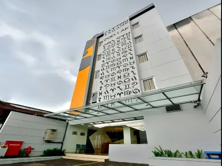 Zodiak Kebonjati by Kagum Hotels