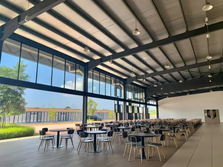 Desa Selatan Resort Отели рядом с достопримечательностью «Pantai Tanjung Sepang»