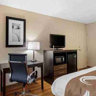 Quality Inn & Suites Rooms