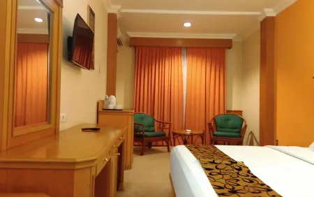 Royal Denai Hotel