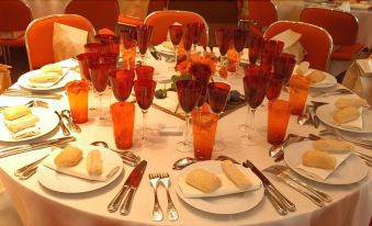 Historic Cary House Hotel - Housity