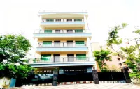 Goroomgo RS Villa Newtown Kolkata