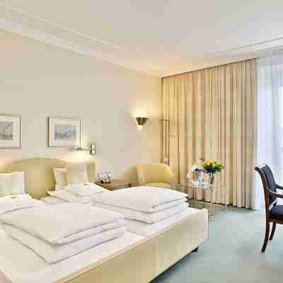 Hotel Bayerischer Hof Rooms