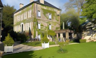 Manoir de La Croix Saint Louis "Luxury Guest House"