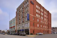 Candlewood Suites Terre Haute Hotels in der Nähe von New Theater