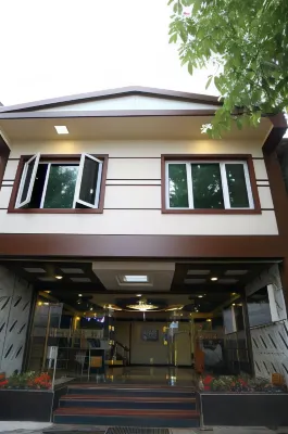 Beverly Villa