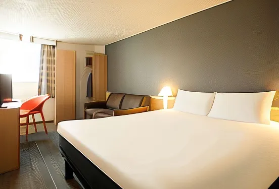 宜必思奧利舍維伊 7 號電車酒店