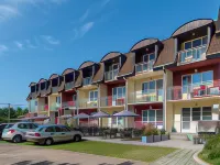 Holdvirág Hotel Hotels in Sarvari