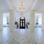 Charushin Hotel