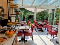 Hotel Charly - parking