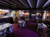 Ye Olde Cheshire Cheese Inn Hotels in Castleton