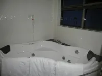 Marrets International Hotel - "Express" Hoteles en Elmina