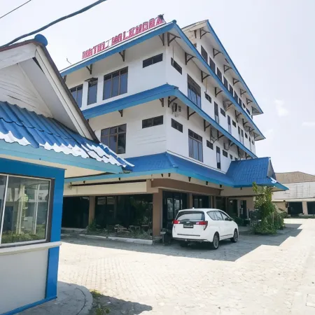 RedDoorz Plus Near Pelabuhan Bitung