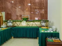 Wisma Auliyah Kolaka Utara Mitra RedDoorz Hotels near Kendari