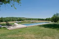 Domaine de l'Isle Basse - Bed and breakfasts