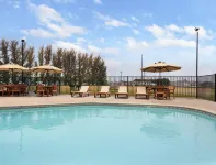 Travelodge by Wyndham Lemoore Near Naval Air Station Hotels in Hanford