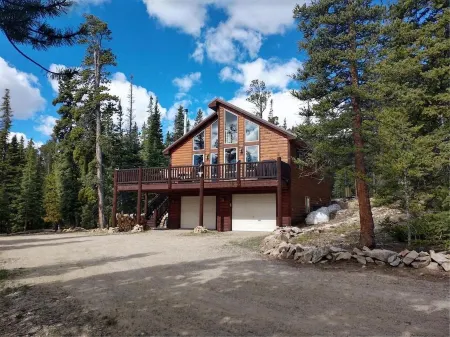 Quiet Mountain Retreat in Valley of the Sun