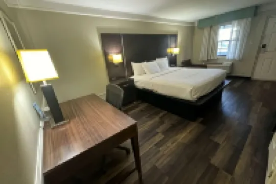 Travelodge by Wyndham Tuscaloosa Hotel di Tuscaloosa