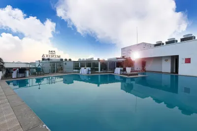 โรงแรม พาล เฮทส์ มันตรา โรงแรมใน