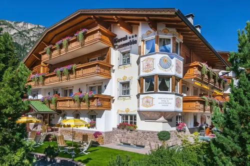 Hotel Garni Concordia - Dolomites Home