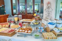 Hotel Mimosa - breakfast