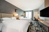 Crowne Plaza Kearney