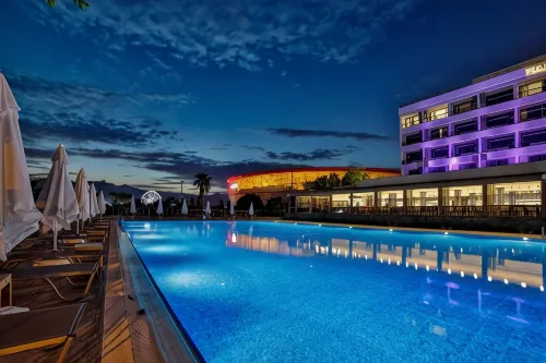 Nashira City Resort Hotel - con vistas al mar