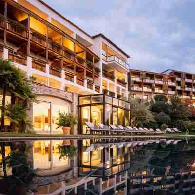 Hotel Hohenwart Hotel Exterior