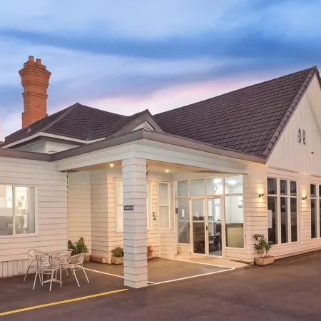 540 on Great South Motel Отели рядом с достопримечательностью «Корнвол Парк»