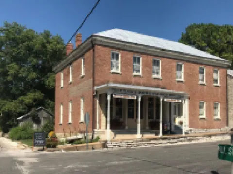 Corner George Inn Bed & Breakfast Hotels in Monroe County